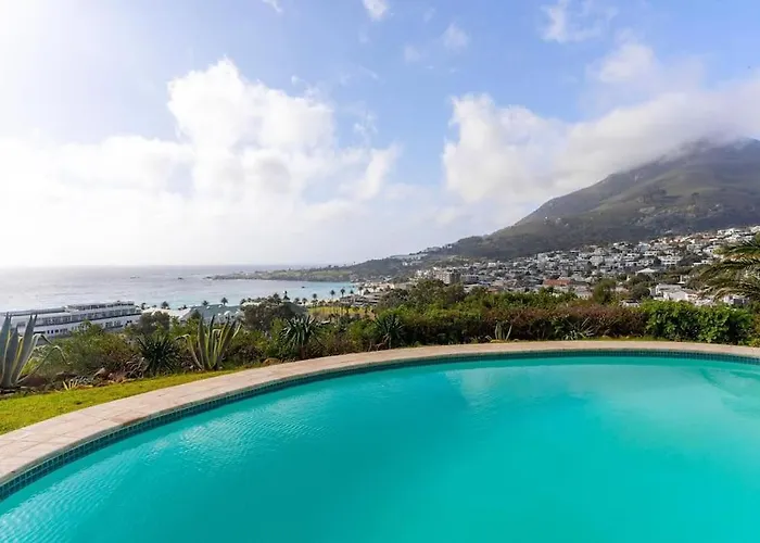 Seaside Panache - Cosy Home, Pool, Ocean Views