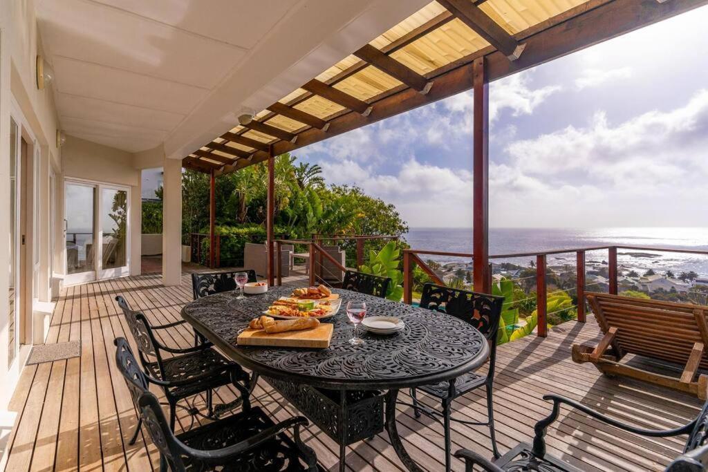 Seaside Panache - Cosy Home, Pool, Ocean Views