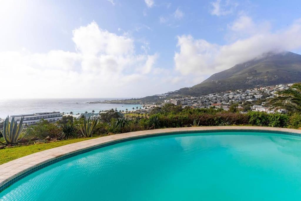 Seaside Panache - Cosy Home, Pool, Ocean Views Holiday home Cape Town